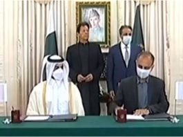 Pakistan, Qatar sign 10-year LNG agreement in Islamabad