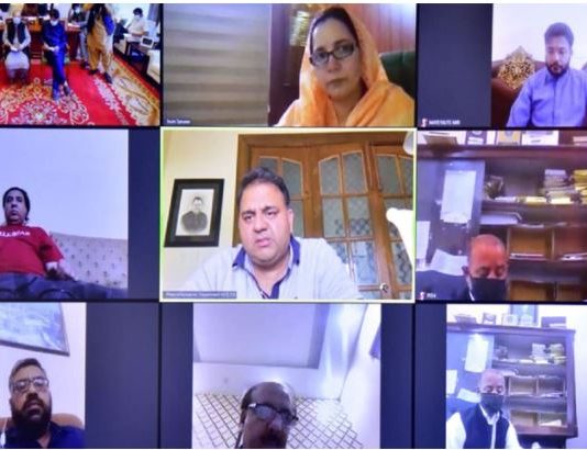 Govt fully believes in right to freedom of expression: Fawad