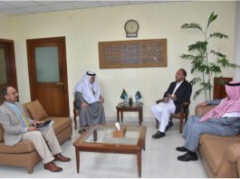 First oil tanker under Saudi oil facility will reach Pakistan in 3rd week of March: Omar