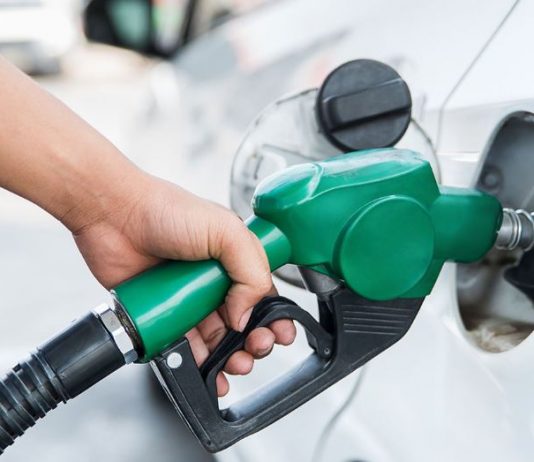Govt slashes petrol prices by Rs18.50; diesel by Rs40.54 per liter