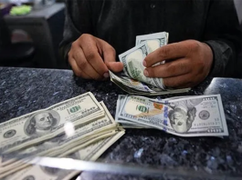 ڈالر کو ریورس گیئر لگ گیا، امریکی کرنسی مزید سستی