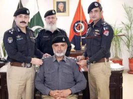 Peshawar terrorist attack leaves 3 police dead
