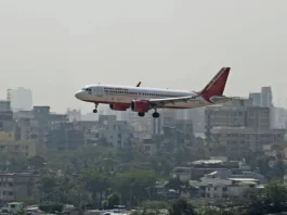 Police arrest Indian executive for urinating on plane passenger