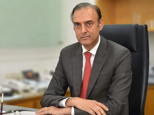 SBP chief expects dollar inflows from next week