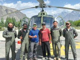 Nanga Parbat (TNS) : Asif Bhatti, a Pakistani mountaineer stranded due to bad weather, reached the base camp after five days