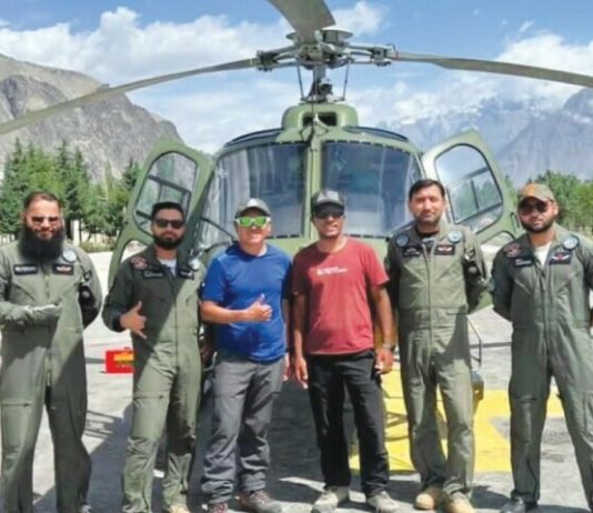 Nanga Parbat (TNS) : Asif Bhatti, a Pakistani mountaineer stranded due to bad weather, reached the base camp after five days