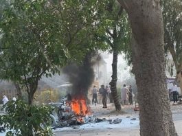 Peshawar (TNS) : Suicide blast on FC vehicle in Peshawar, 8 injured including 6 officials