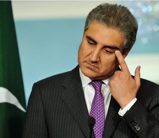 Islamabad(TNS) : Tehreek-e-Insaf has confirmed the arrest of Shah Mahmood Qureshi and said that Shah Mahmood is being transferred to the FIA headquarters after his arrest.