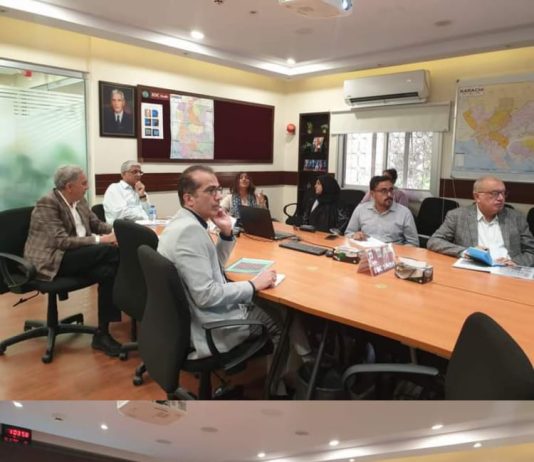 Karachi (TNS) Caretaker Minister Health, Sindh, Dr Saad Niaz held a meeting with representatives of Pakistan Institute of Living and Learning (PILL) including CEO Prof. Nasim Chaudhary took place at the Emergency Operation Center (EOC).