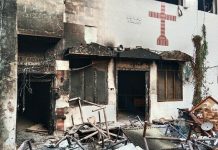 Jaranwala (TNS): A church and some buildings around it have been vandalised in Faisalabad’s Jaranwala Tehsil following allegations of blasphemy on a family from the area.