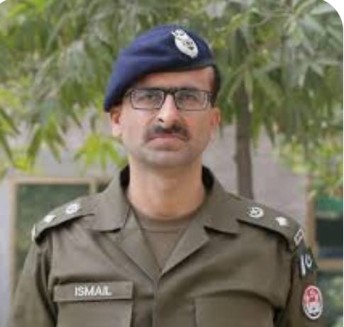 Khanewal(TNS): Police operation against drug dealers. 426 cases were registered362 kilos of hashish, 13 kilos of heroin and 5814 liters of liquor, 2208 liters of opium and five kilos of opium were seized. 8 active furnaces were caught