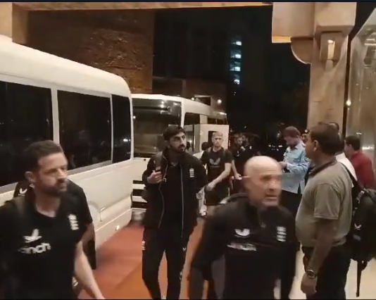 Islamabad (TNS) Islamabad Pakistan and England cricket teams reached Islamabad