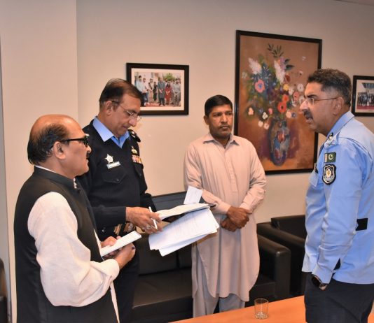 Islamabad(TNS): The Inspector General of Police (IGP) Islamabad Syed Ali Nasir Rizvi, held a Khuli Katchery at the Central Police Office Islamabad.