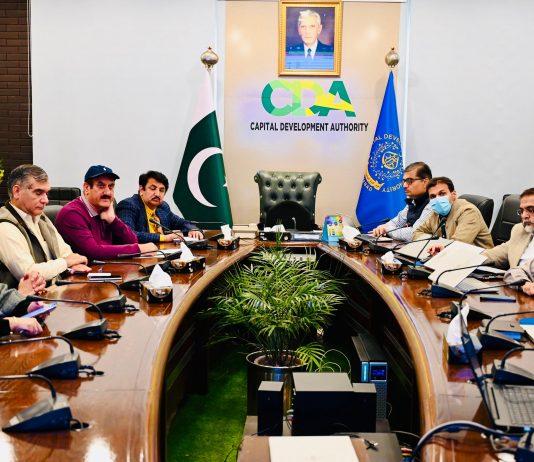 Islamabad (TNS) Water is a great blessing from Allah Almighty. It is the responsibility of every individual to play its due role in saving water as saving water saves life because every drop of water counts. Muhammad Ali Randhawa