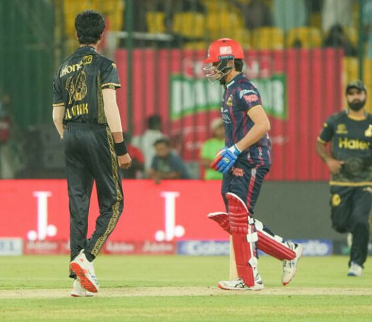 ISLAMABAD (TNS) Pakistan Super League; Karachi Kings defeat Peshawar Zalmi after an exciting match