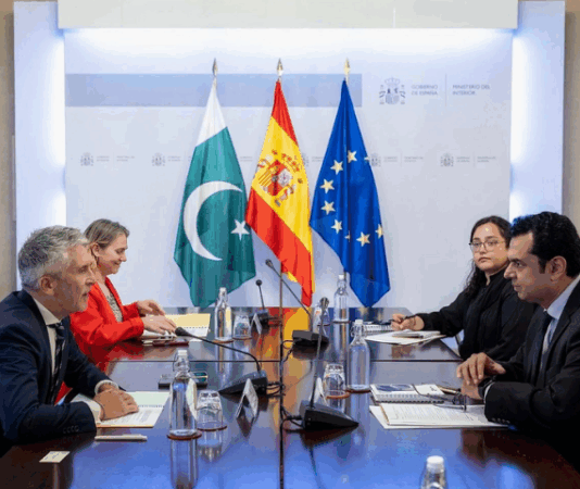 Islamabad (TNS) Two Pakistani fugitives arrested in Spain on Interpol red notice: Interior Ministry