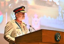 ISLAMABAD (TNS) Fitnatul Khawarij or Pakistan, choose one, Field Marshal’s two-pronged message to Afghanistan.