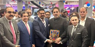 ISLAMABAD (TNS) Hanif Abbasi lauds MG Motors for launching latest MG U9 vehicle in Pakistan