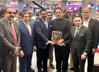 ISLAMABAD (TNS) Hanif Abbasi lauds MG Motors for launching latest MG U9 vehicle in Pakistan