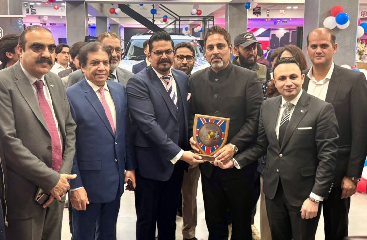 ISLAMABAD (TNS) Hanif Abbasi lauds MG Motors for launching latest MG U9 vehicle in Pakistan