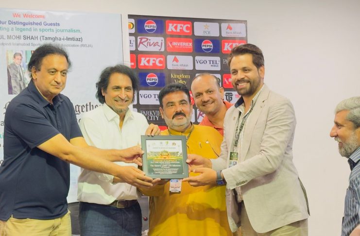 RAWALPINDI (TNS) Pakistan’s Milestone of 1,000 ODI Matches: Journalists Awarded ‘Excellence Awards’ by South Asian Sports Journalists Association RAWALPINDI