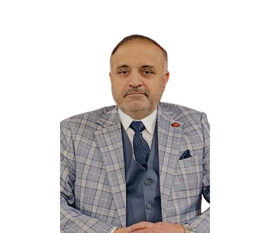 Islamabad (TNS) PML-N leader and Chairman of the Anjuman-e-Tajran, G-7 Markaz, Chaudhry Muhammad Ubaidullah, said that the successful public gathering of the Pakistan Muslim League-Nawaz (PML-N) in Mirpur had demonstrated that people from all walks of life in Azad Kashmir support Nawaz Sharif.
