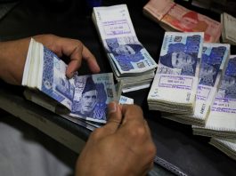 Islamabad (TNS) A group of fraudsters from Bahara Kahu cheated a woman out of 1.6 million rupees over a plot of land
