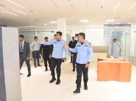 Islamabad (TNS) IGP visits Safe City; reviews security monitoring system،