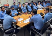 Islamabad (TNS) SSP Operations Chairs Meeting to Strengthen Field Policing, Crime Prevention and Public Safety۔According to the details, Senior Superintendent of Police (SSP) Operations Islamabad Qazi Ali Raza chaired a meeting to review the law and order situation in the city and the ongoing crackdown against drug dealers and other criminal elements.