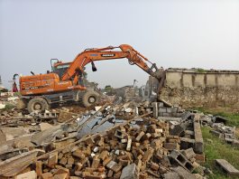 ISLAMABAD (TNS) CDA Continues Operation Against Encroachments in Sector E-12; Recovers 16 Kanals of Acquired Land and Resumes Development Activities