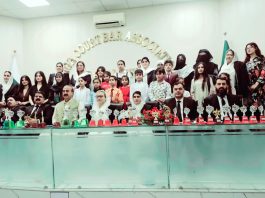 راولپنڈی (TNS) سویٹ ہوم کے زیر تمام سربراہ زمرد خان کی طرف سے راولپنڈی ہائی کورٹ بار میں منقطہ یوم دفاع کی تقریب مقابلہ ہوا تقریری مقابلے میں حافظ عمران فرسٹ نمبر پر ائے