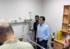 Islamabad (TNS) IG Islamabad Captain (R) Muhammad Sohail Chaudhry, DIG Islamabad Ali Wasim, and SSP Operations are at the hospital to visit the injured constable. The police officers checked on the injured constable’s health, ordered the best medical care for him, and praised his bravery and sense of duty.