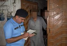 Islamabad (TNS) On the orders of IG Captain (R) Muhammad Sohail Chaudhry, police of the twin cities carried out joint grand search operations in different areas