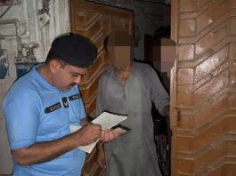 Islamabad (TNS) On the orders of IG Captain (R) Muhammad Sohail Chaudhry, police of the twin cities carried out joint grand search operations in different areas