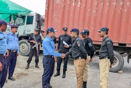 Islamabad (TNS) Deputy Inspector General of Police (DIG) Islamabad Ali Waseem visited various duty points across the city