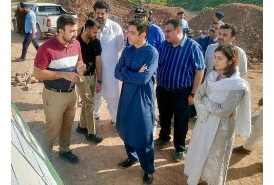 ISLAMABAD (TNS) Chairman CDA visits Islamabad Expressway East Project, Directs Completion of Project with Strict Quality Standards