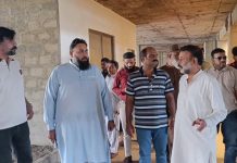 KARACHI (TNS) LARP Project Director Muhammad Umar Farooq Inspects Parking Plaza and Government Land in Lines Area