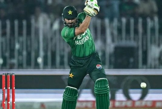 ISLAMABAD (TNS) Pakistan Defeats Sri Lanka by 6 Wickets in First T20