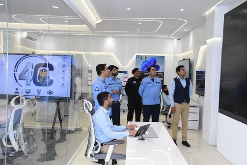 Islamabad (TNS) IGP Visits 4C Centre, Reviews Security Monitoring and Directs Improved Coordination and Use of Modern Technology