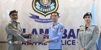 Islamabad (TNS) IGP Reviews AI-Powered Policing at 4C Centre; Rewards Traffic Police Officers۔According to the details, Inspector General of Police (IGP) Islamabad Captain (Retd.) Muhammad Sohail Chaudhry visited the modern Command, Control, Communication and Coordination Centre (4C)