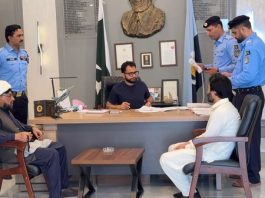 Islamabad (TNS) SSP Operations and SSP Investigation Hold Open Courts, Issue Immediate Directions to Resolve Citizens’ Complaints،Islamabad Police continues to hold open courts to ensure prompt justice, timely resolution of citizens’ problems, and immediate redressal of public complaints