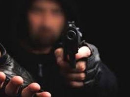 Islamabad (TNS) In the past 24 hours, five incidents of armed robbery at gunpoint were reported in various areas.