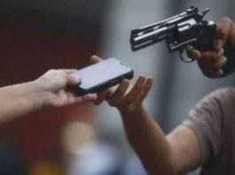 Islamabad (TNS) In the jurisdictions of various Police stations, citizens had cash, mobile phones, valuable items, household goods and motorcycles snatched from them in incidents of robbery, theft and motorcycle theft.