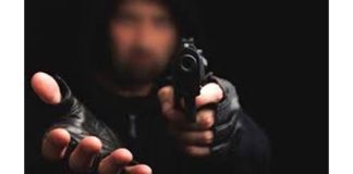 Islamabad (TNS) In the past 24 hours, five incidents of armed robbery at gunpoint were reported in various areas.